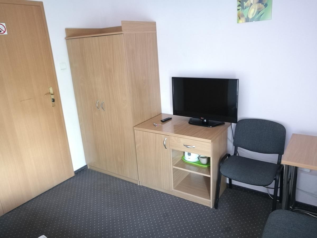 Hotelik U Sasiada Olsztyn  Buitenkant foto